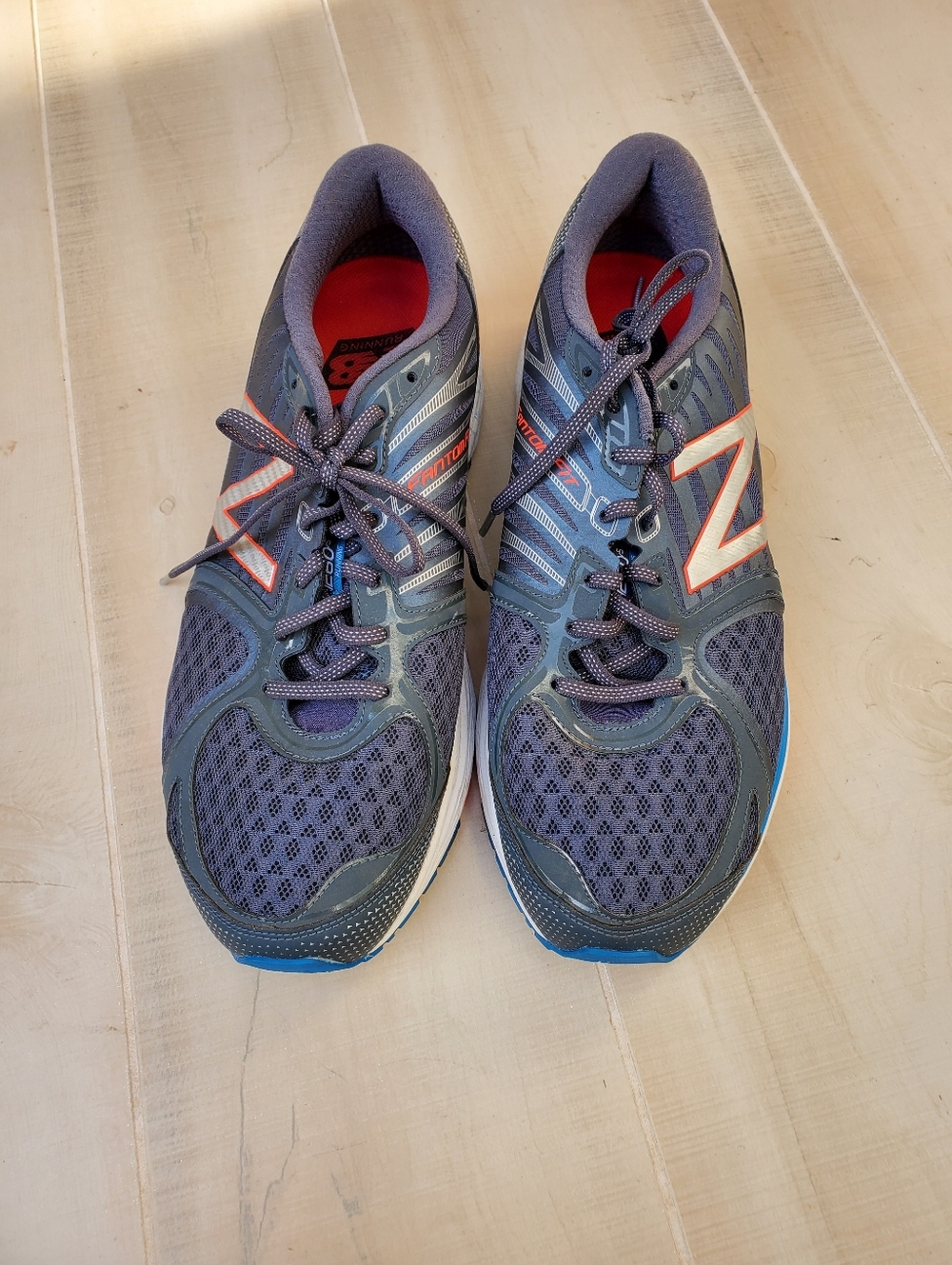 Mens New Balance 1260 Running Shoes